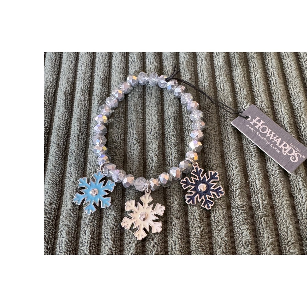 Howards Snowflake Elastic Bead Bracelet Blue White Navy Charm
